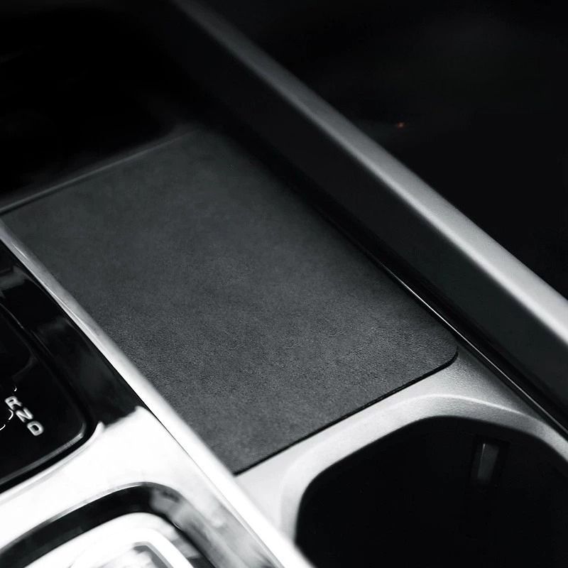 Water Cup Pad Wireless Chargin - огляд і ціна Volvo Car Accessories Xc60